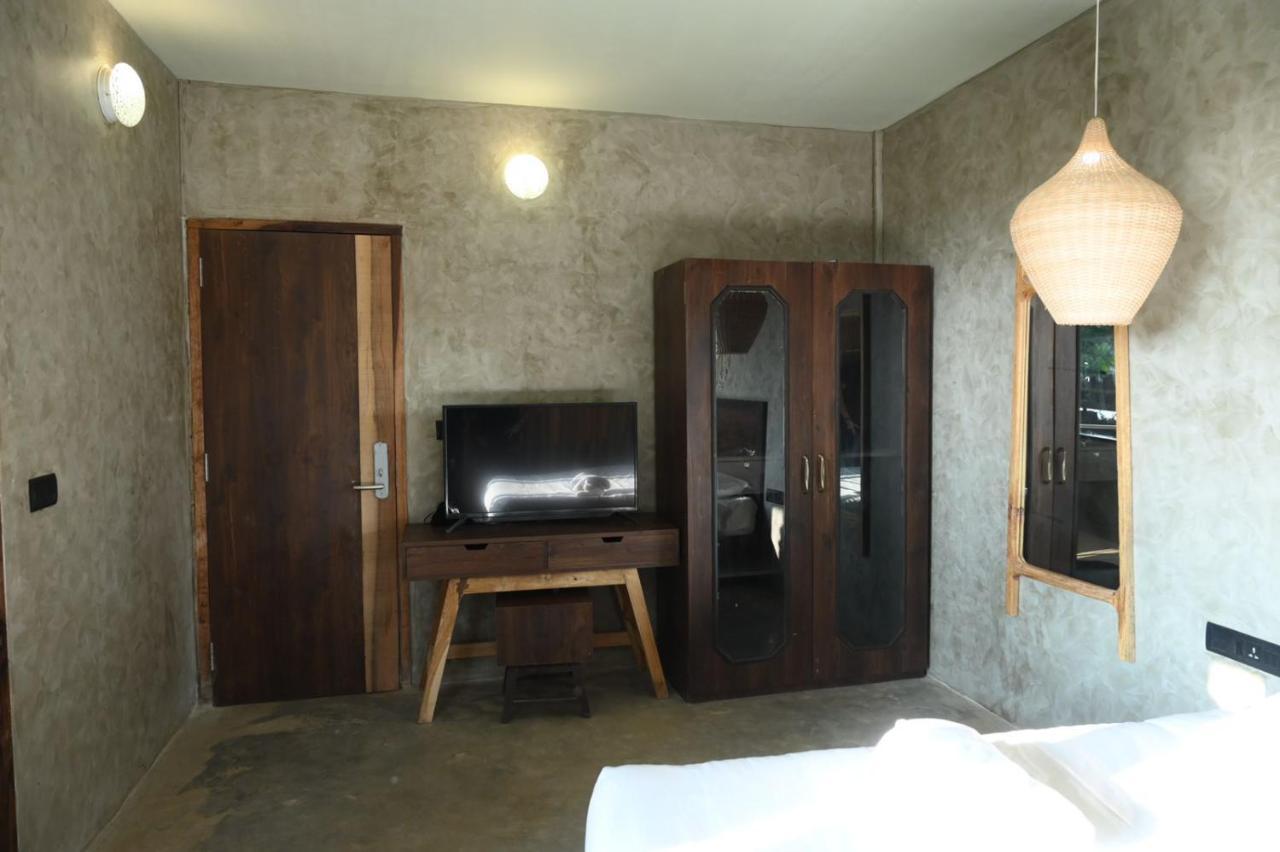 Ukiyo Beach Resort มานเดรม ภายนอก รูปภาพ