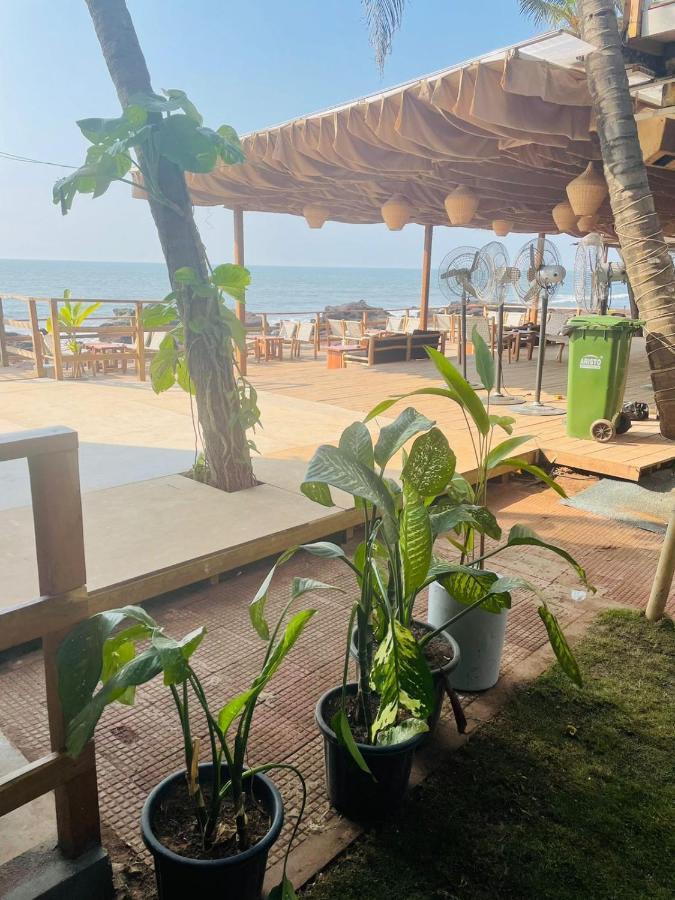 Ukiyo Beach Resort มานเดรม ภายนอก รูปภาพ