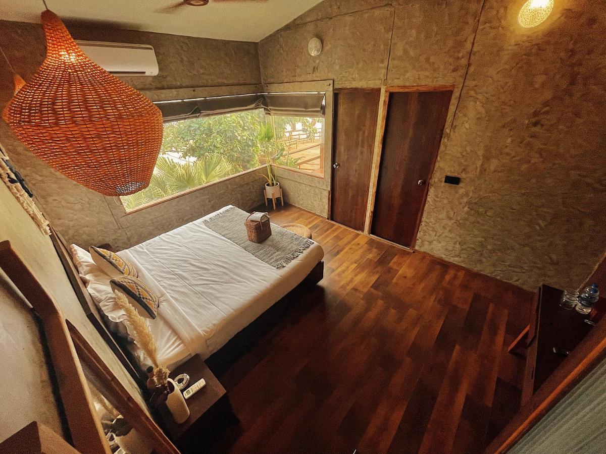 Ukiyo Beach Resort มานเดรม ภายนอก รูปภาพ